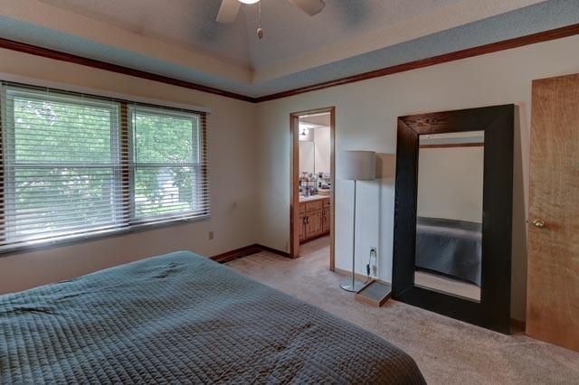 816 NE Bristol Drive, Lee's Summit, MO 64086