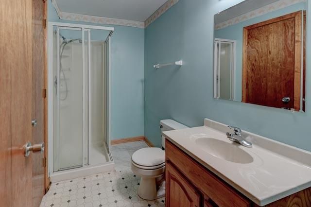 816 NE Bristol Drive, Lee's Summit, MO 64086