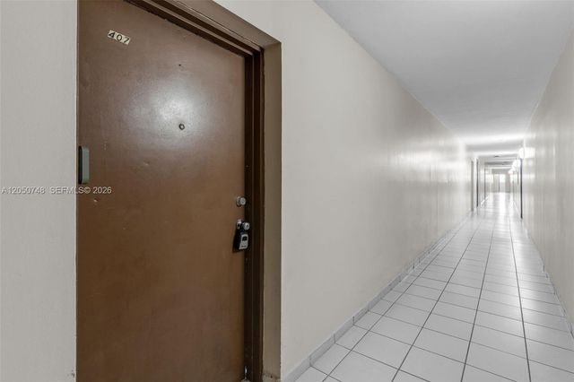 4715 NW 7th St 407-2, Miami, FL 33126