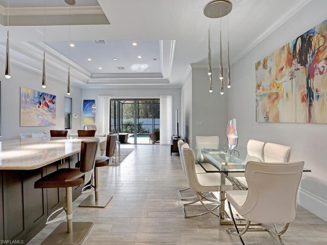 840 98th AVE N, Naples, FL 34108