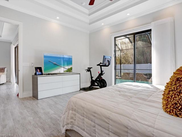 840 98th AVE N, Naples, FL 34108