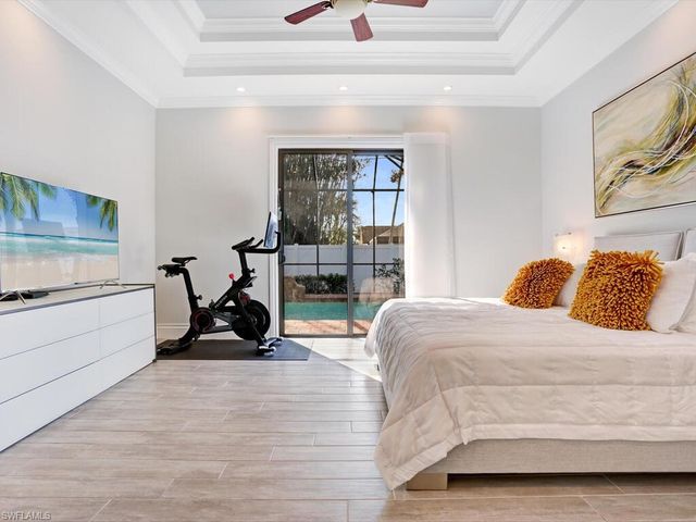 840 98th AVE N, Naples, FL 34108