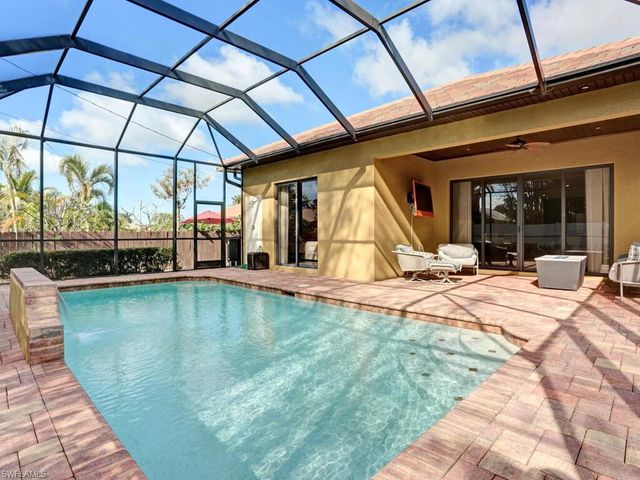 840 98th AVE N, Naples, FL 34108