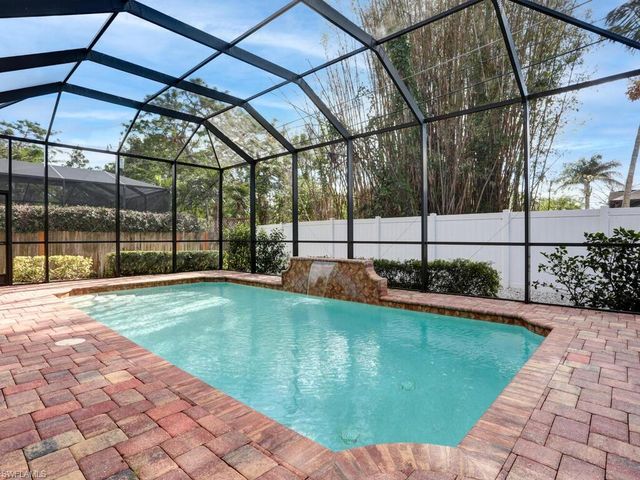 840 98th AVE N, Naples, FL 34108