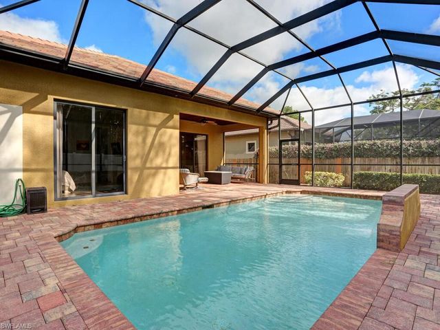 840 98th AVE N, Naples, FL 34108