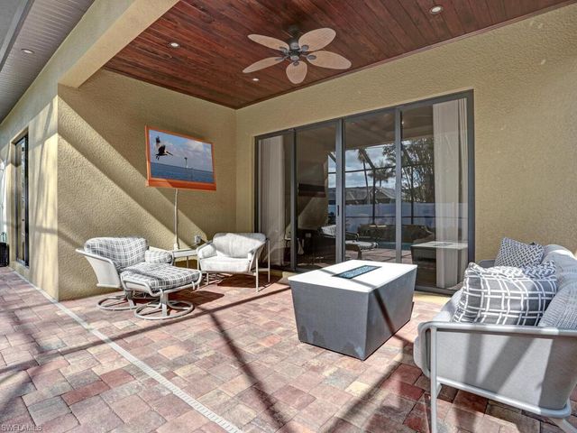 840 98th AVE N, Naples, FL 34108