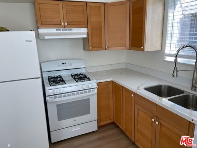 1419 Stanford Street, Santa Monica, CA 90404
