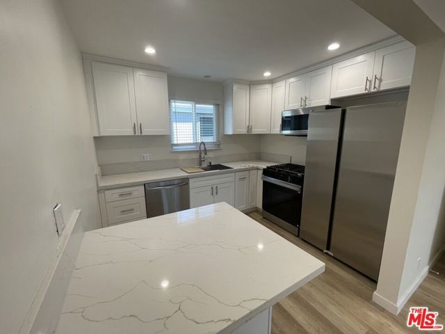 1419 Stanford Street, Santa Monica, CA 90404