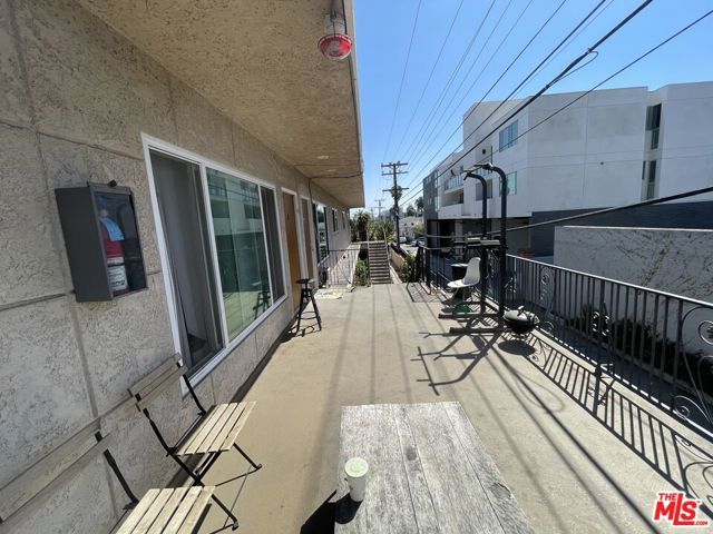 1419 Stanford Street, Santa Monica, CA 90404