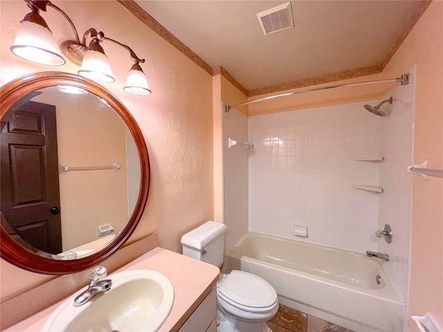 4112 NW 16TH DRIVE, Gainesville, FL 32605