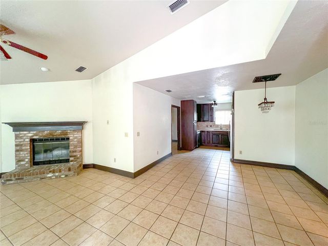 4112 NW 16TH DRIVE, Gainesville, FL 32605