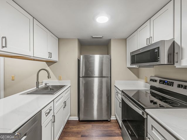 1524 Wood Avenue 116, St. Simons, GA 31522