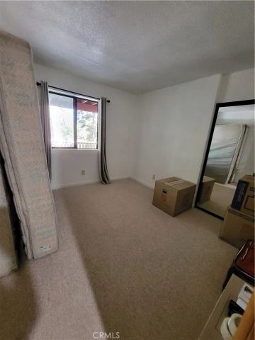 24812 Lake Gregory, Crestline, CA 92325