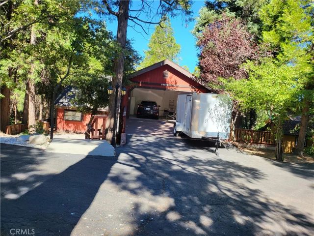 24812 Lake Gregory, Crestline, CA 92325