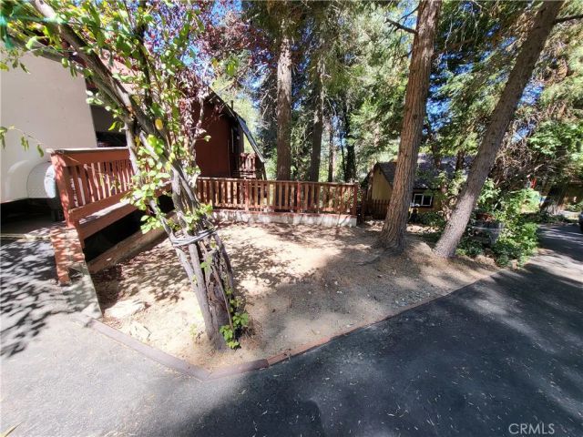 24812 Lake Gregory, Crestline, CA 92325