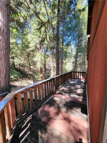 24812 Lake Gregory, Crestline, CA 92325