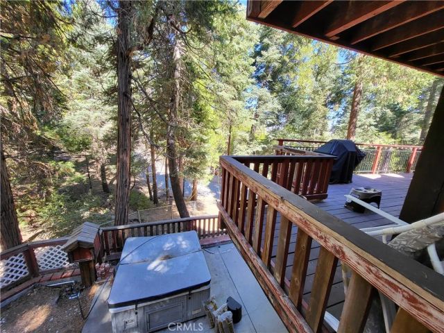 24812 Lake Gregory, Crestline, CA 92325