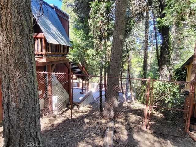 24812 Lake Gregory, Crestline, CA 92325