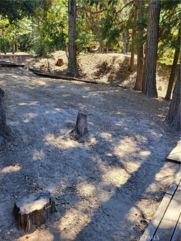 24812 Lake Gregory, Crestline, CA 92325