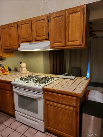 24812 Lake Gregory, Crestline, CA 92325