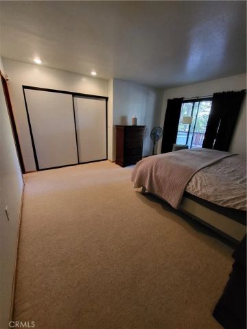 24812 Lake Gregory, Crestline, CA 92325