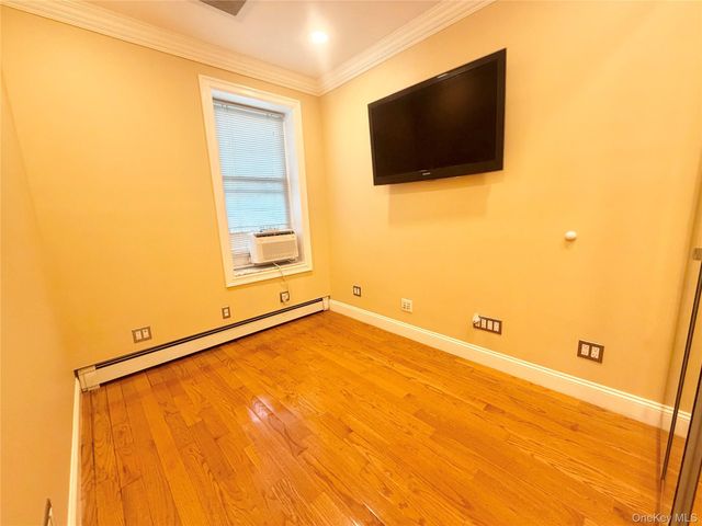 198 Jericho Turnpike 2nd FL, Floral Park, NY 11001