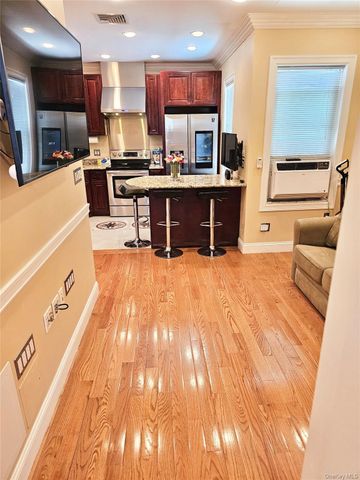 198 Jericho Turnpike 2nd FL, Floral Park, NY 11001