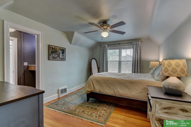 2324 N 52nd Street, Omaha, NE 68104