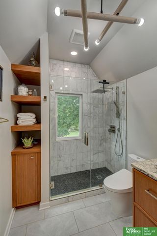 2324 N 52nd Street, Omaha, NE 68104