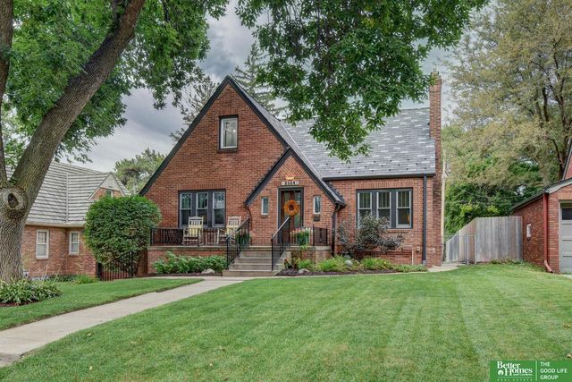2324 N 52nd Street, Omaha, NE 68104