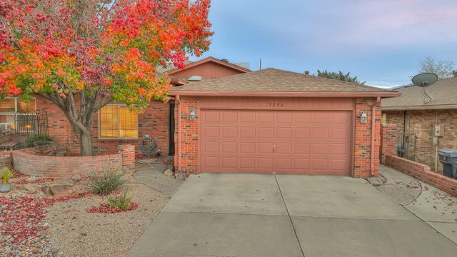 9204 Admiral Lowell Avenue NE, Albuquerque, NM 87111
