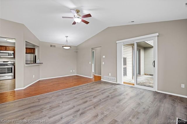 20745 Indian Creek Drive, Farmington Hills, MI 48335