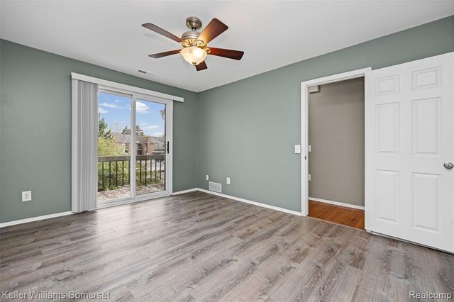 20745 Indian Creek Drive, Farmington Hills, MI 48335