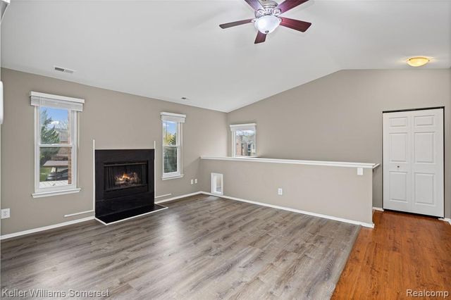 20745 Indian Creek Drive, Farmington Hills, MI 48335