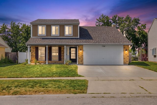 1320 Burns Drive, Elgin, IL 60120