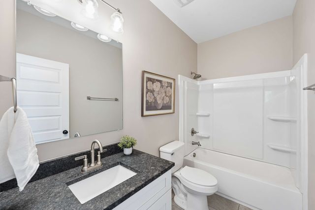 3112 Greggwood Dr, Nashville, TN 37207