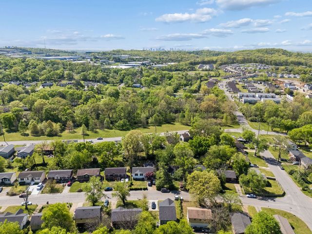 3112 Greggwood Dr, Nashville, TN 37207