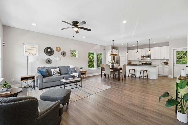 3112 Greggwood Dr, Nashville, TN 37207