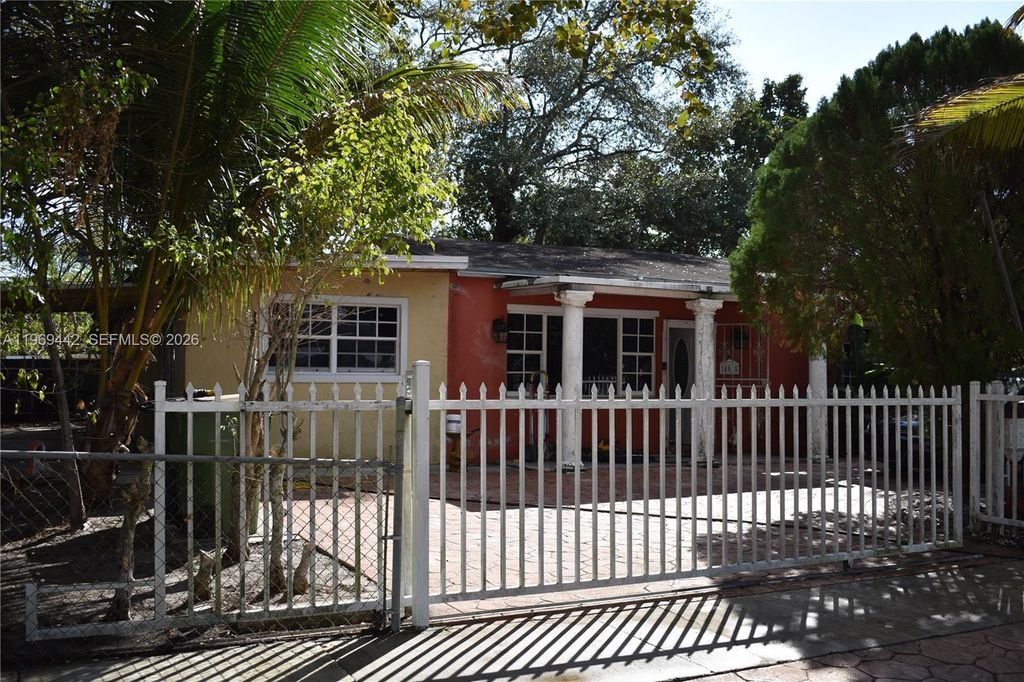 14015 NE 11th Ave, North Miami, FL 33161