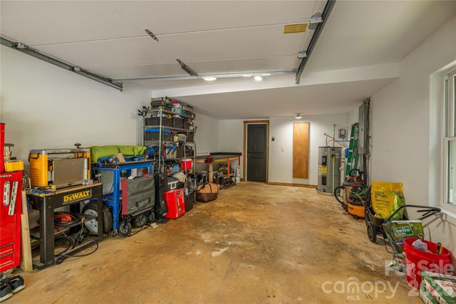 477 Locust Drive, Maggie Valley, NC 28751