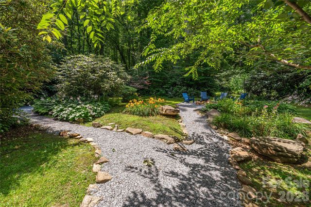 477 Locust Drive, Maggie Valley, NC 28751