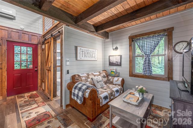 477 Locust Drive, Maggie Valley, NC 28751