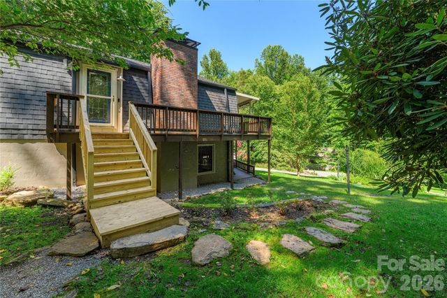 477 Locust Drive, Maggie Valley, NC 28751