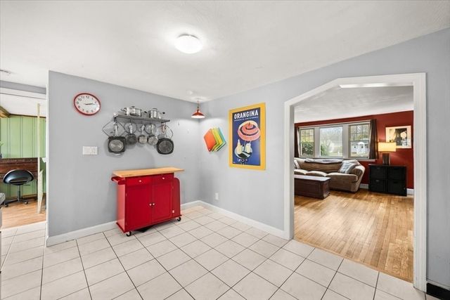 27 Suffolk Rd, Sharon, MA 02067