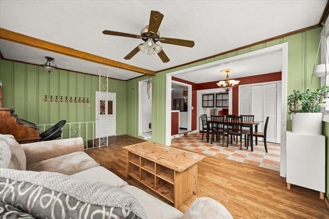 27 Suffolk Rd, Sharon, MA 02067