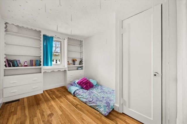 27 Suffolk Rd, Sharon, MA 02067