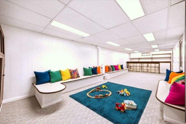 27 Suffolk Rd, Sharon, MA 02067