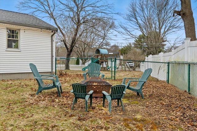 27 Suffolk Rd, Sharon, MA 02067