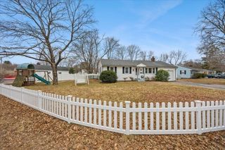 27 Suffolk Rd, Sharon, MA 02067