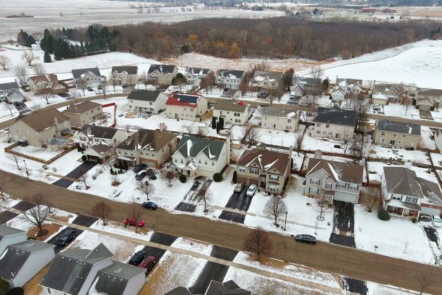 4132 Hoffman Street, Plano, IL 60545